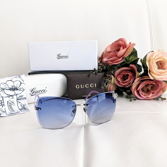Gucci Accessories - Like New! Gucci butterfly sunglasses